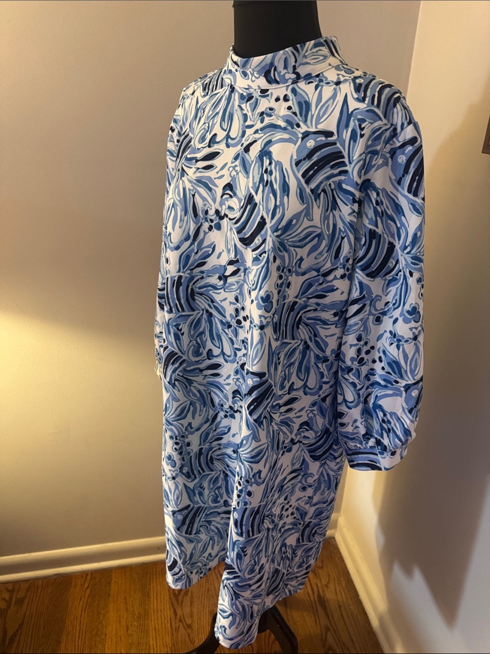 Sail to Sable Blue & White Long-Sleeve Printed Shift Dress - Picture 2 of 5